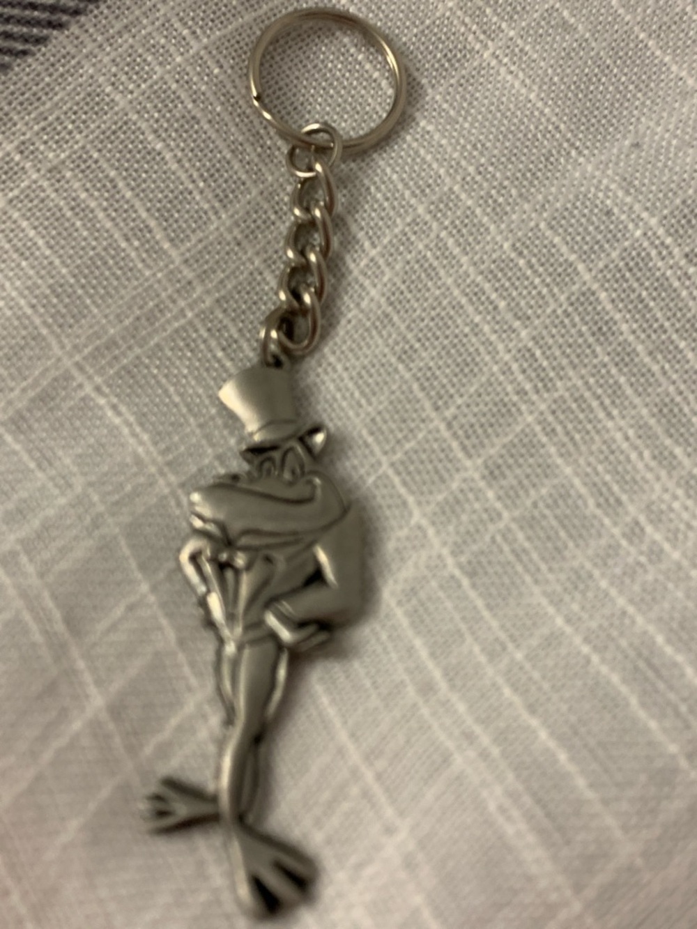 Silver Frog Keychain Charm – Men Accessories